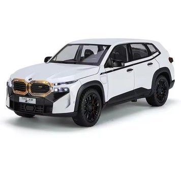 Іграшкова моделька АвтоСвіт позашляховик BMW XM 1:24 інерційна металева біла (AP-2097WT)