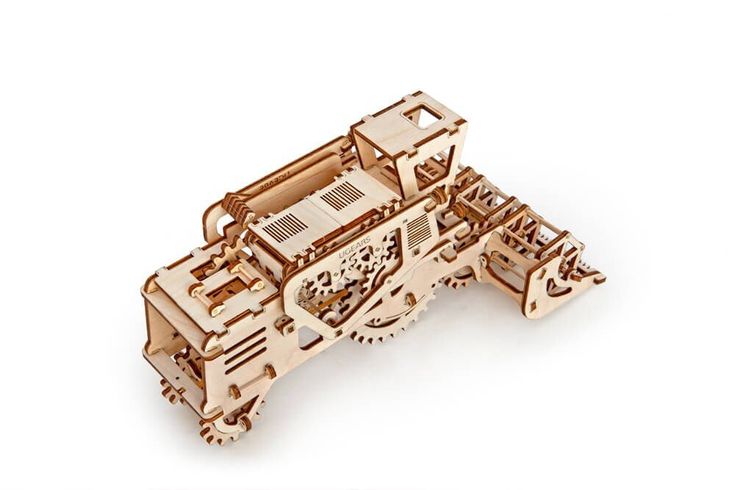 Механический 3D пазл UGEARS Комбайн (70010)