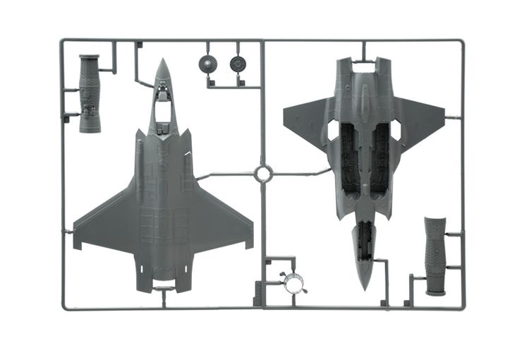 Збірна модель ITALERI багатоцільовий винищувач F-35A Lighning BEAST MODE 1:72 (IT1464)