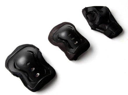 Комплект захисту для дітей Sport Series S чорний (1058117723)