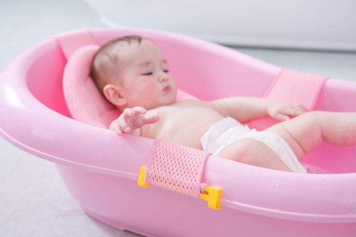 Гірка для купання Babyhood Натяжна рожева (BH-211P)